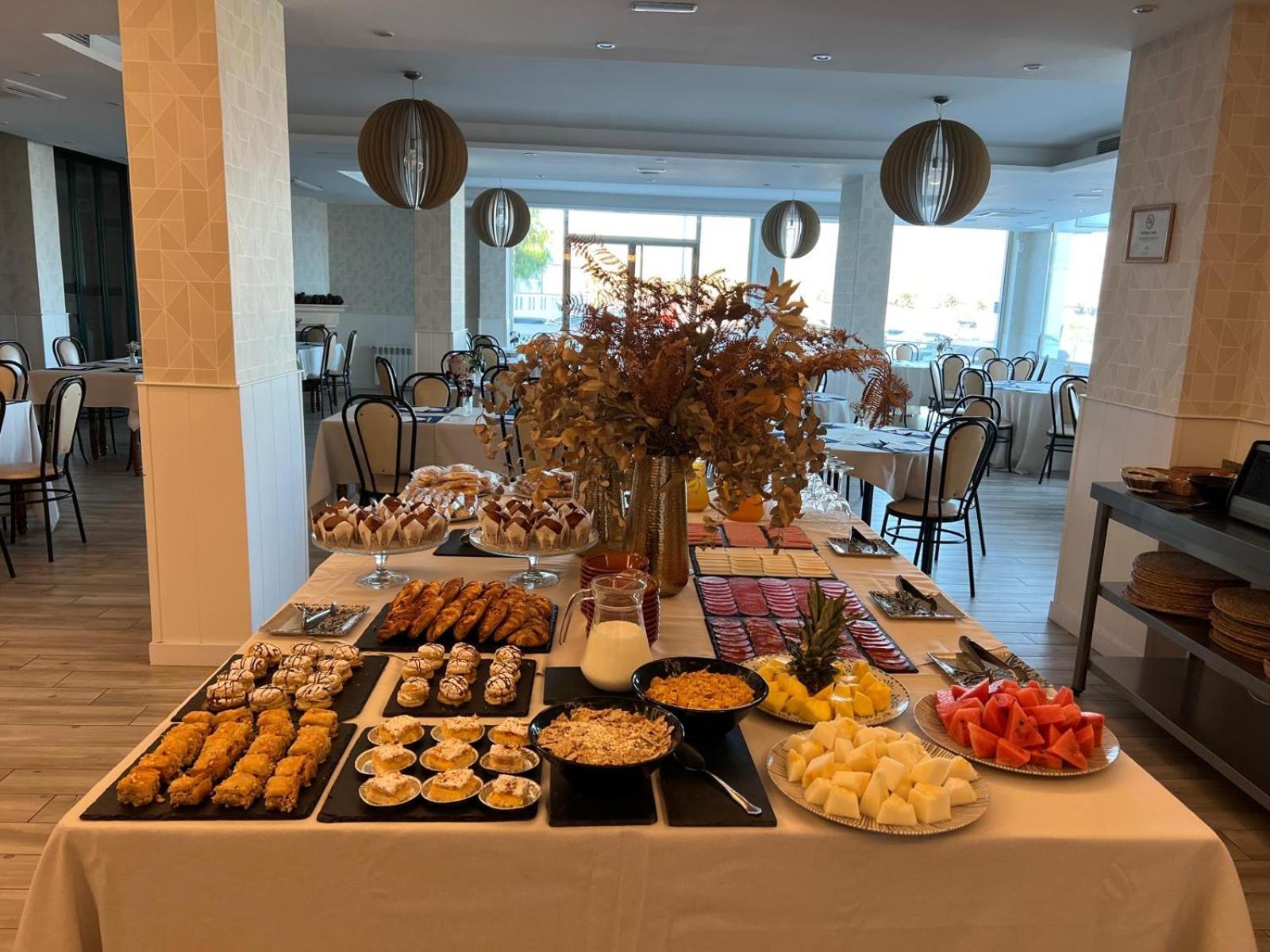 Hotel Restaurante Boabdil Otura Kültér fotó